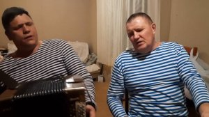 на побывку едет