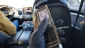 Обзор Vertu Constellation AYXTA Polished black 4K