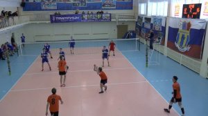 Волейбол. Сначала либеро, потом центральный блокирующий (нападающий)!