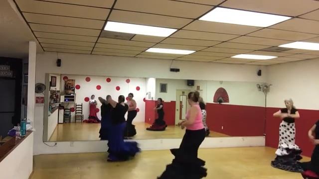 Sevillanas con Bata copla 1-2-3 смотреть онлайн