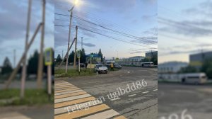 В Пыть-Яхе водитель поехал на красный и устроил ДТП