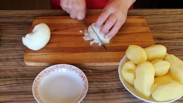 Жареная картошка с грибами. Жаркое по домашнему. Картошка с грибами в сметане!
