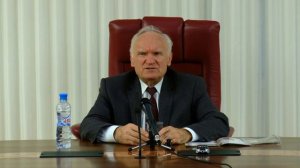 А.И.Осипов.В вопросе о деньгах самое главное: как к ним относиться.