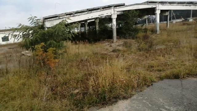 Поход в заброшенную ферму и часовню усыпальницу . Деревня Бакуны