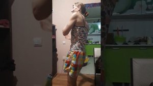 Предновогоднее пати,смешанный стиль танцев.
