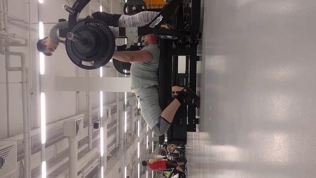 Жим лежа, ноги вдоль лавки смотреть онлайн