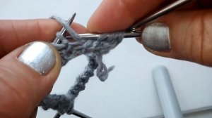 Английская резинка вязаная по кругу, спицы