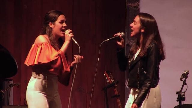 Valeria y Paulina Castro - Peces de Ciudad смотреть онлайн