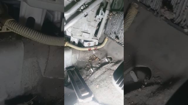 замена радиатора печки-тойота ипсум...ГАШЛИ САЛОННЫЙ ФИЛЬТР смотреть онлайн