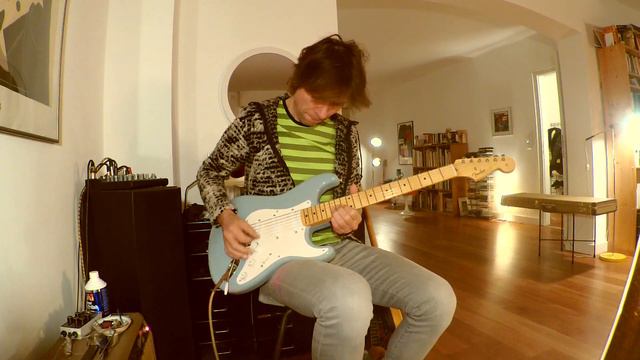 2012 Fender Custom Shop 1956 NOS Daphne Blue Active (mit Clapton Boost) , Part2 смотреть онлайн