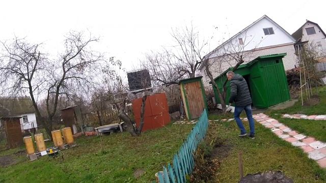 ДАЧА,ЖЕНА,ЦВЕТЫ,КРОТЫ,КОПАЕМ ХРЕН. смотреть онлайн