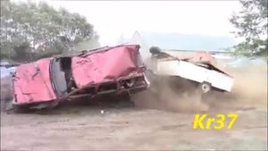 Экстремальный краштест или неубиваемая Volvo 850