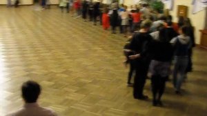 Разучиваем танцы к балу. Полька-тройка.