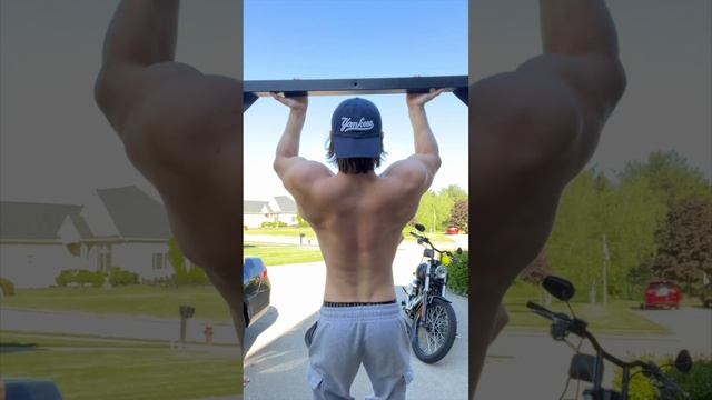 Bicep curls won’t grow your biceps смотреть онлайн