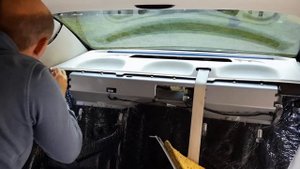 Установка задней электро шторки на Mercedes W211 (Влог 05 )