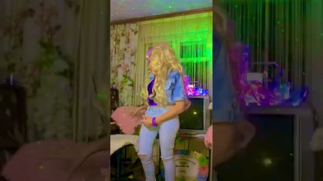 В День рождения Олечки! #lenaleto #москва #питер #пустьговорят #друзья #деньрождения #поздравление смотреть онлайн