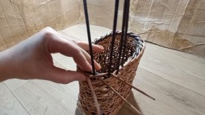 Загибка "Изида" из газетных трубочек. Убираем хвостики в плетение. #ольгасержантова