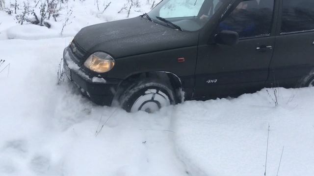 Mark 2 Toyota 4wd, Daewoo nexia, Niva Chevrolet по двери в снегу, берём высоту!!! смотреть онлайн