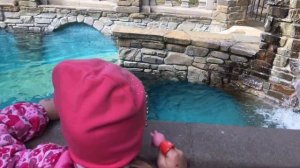 КАБАРДИНКА. АЛИНА ВПЕРВЫЕ В СТАРОМ ПАРКЕ