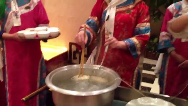Chinese Restaurant. Китайский ресторан.