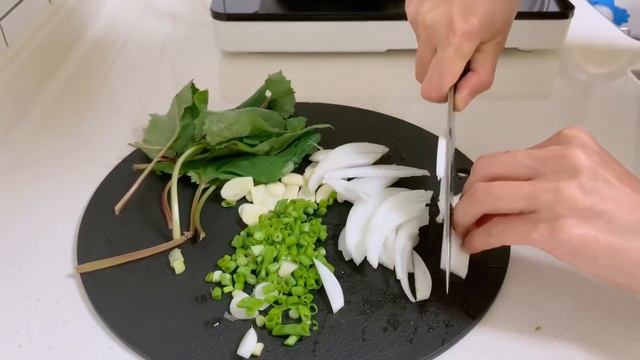 숲속작은집 브이로그 41 입맛 없는 봄날 주구장창 집밥만 먹는 vlog смотреть онлайн