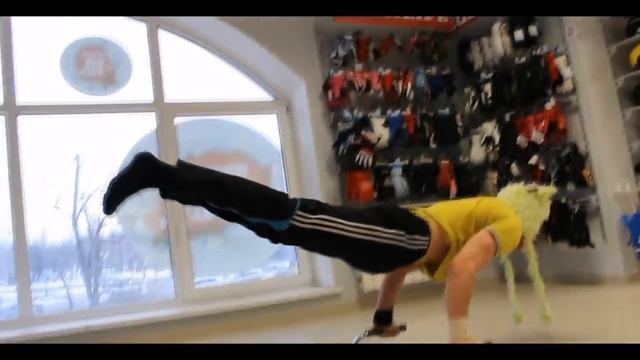 Видеоурок #2. Горизонтальный упор.[Explosive Team Kiev]StreetWorkout смотреть онлайн