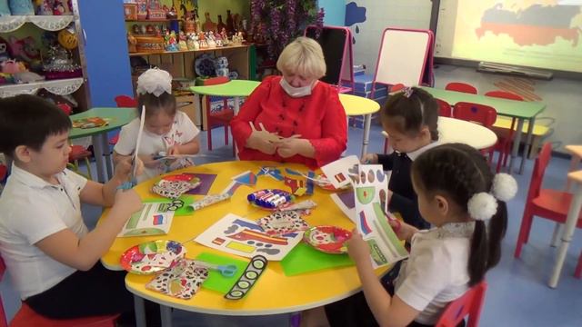 Клубный час Есть такая профессия Родину защищать! 1 смотреть онлайн