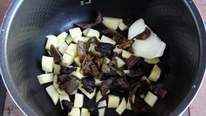 Сырный суп с лесными грибами