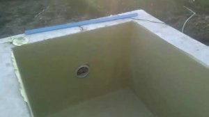 Установка ПВХ мембраны и оборудования водообмена в бассейне
