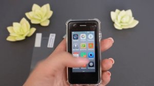 Миниатюрный смартфон SOYES XS11 с четырёхъядерным процессоромон