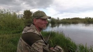 Неман в мае. Вечерняя разведка. Перепробовали все снасти. Большая вода.