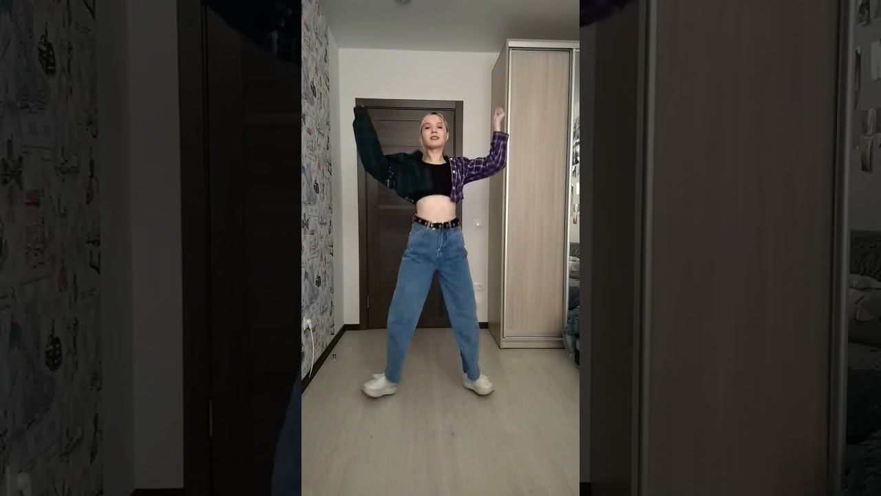 NMIXX, STRAY KIDS, ITZY - You In My Blurred Memories смотреть онлайн