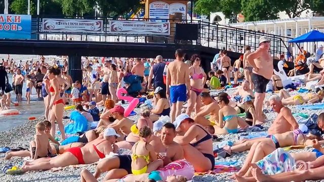 КАБАРДИНКА! ОФИГЕТЬ НАРОДУ на ПЛЯЖАХ! ЯБЛОКУ негде УПАСТЬ! смотреть онлайн