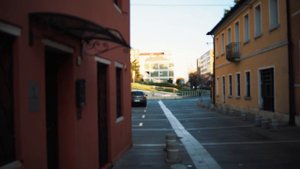 Crazy Bokeh: Samyang 35mm T1.5/F1.4 Review with sample video and photos (SONY)