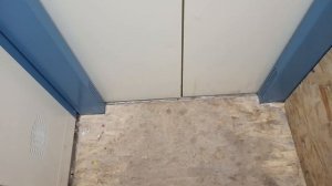 Новейший синий лифт ЩЛЗ-(2023 г.в) в доме редкого 108 проекта в Затоне.