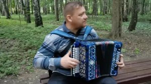 Измайловский пятачок, Гармонист Иван Киселёв
https://vk.com/ivangormon