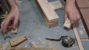 Приспособление для фрезера. Можно делать гнёзда для соединения на вставных шипах, типа "Домино"