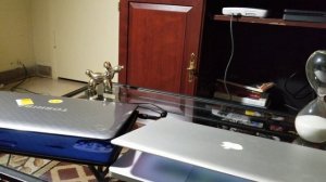 APPLE MACBOOK Pro Compared to a TOSHIBA L755.. "WAPc's."