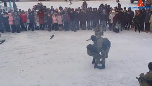 Военные разведчики провели показательные выступления по рукопашному бою