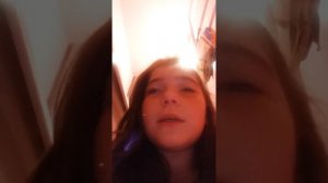Видео ванной когда мама спит а дальше играет в телефон или смотрит телевизор Настя и нечего делать