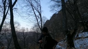 В. Высоцкий "Песня о друге" на баяне, на палеовулкане "Дардон".