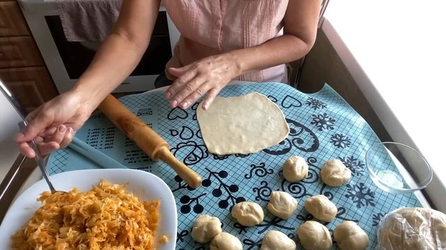 Готовлю чебуреки из нового теста. Капустные чебуреки.