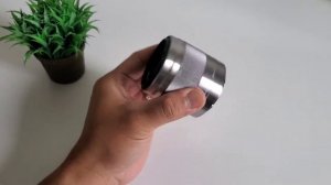 Sony 50mm F1.8 (SEL50F18) vs Sony E PZ 16-50mm (SEL1650)! Best Sony E-mount Lens for Beginners!