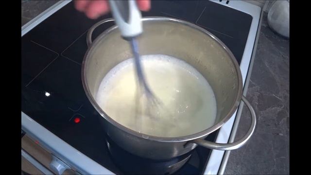 Манная каша . Как сварить манную кашу без комочков очень простой способ . смотреть онлайн