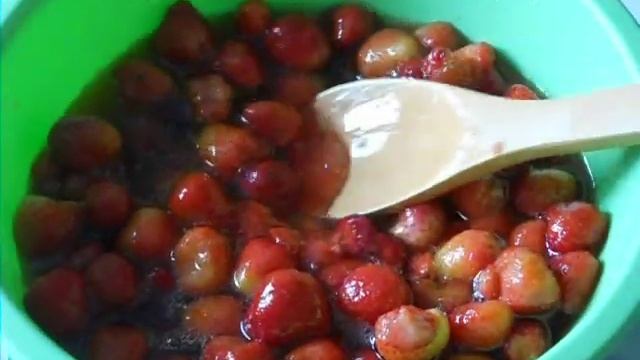 Клубничное варенье Пятиминутка