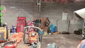 Husqvarna 365sp ( Build Part 1 )