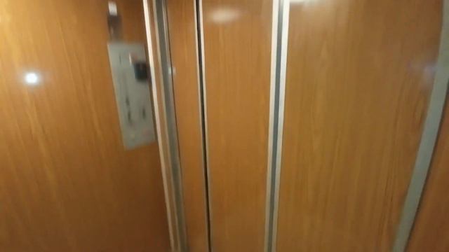 Электрические лифты (КМЗ-1988 г. в.) V=1 м/с грузоподъёмность 320, 500 кг. (370) смотреть онлайн