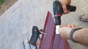 проверка в действии насадки на шуруповерт для резки металла,зубастик с AliXpress