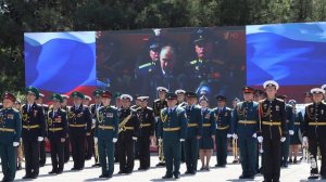 Сотрудники ГУ МЧС России по РД приняли участие в Параде Победы