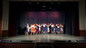 Образцовый коллектив ансамбль народного танца "Веселинка, "Заплетися плетень"